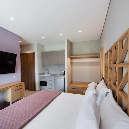 Niriton Brand New Appartement *