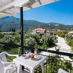 Niriton Brand New * Nydri (Lefkada)