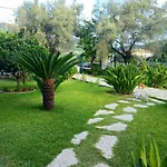 Niriton Brand New * Nydri (Lefkada)